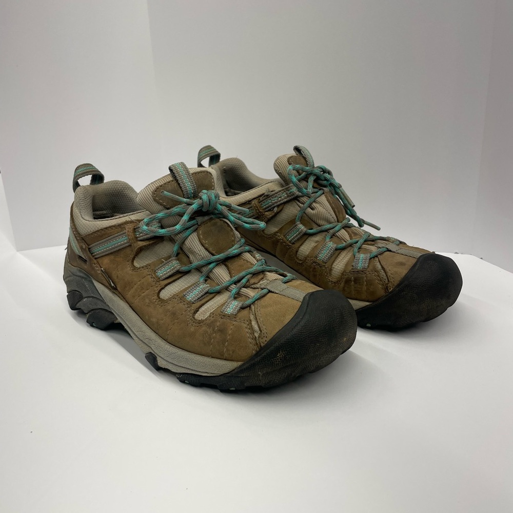 Keen Women’s Targhee II waterproof hiking boots